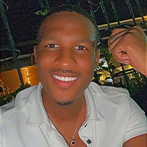 Meet your Posher, Donta